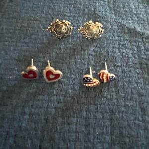 Brighton Small stud Earrings
Flags SOLD